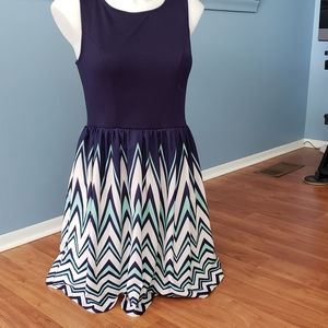 ⚠️3/20⚠️NWT Exhilaration dress medium